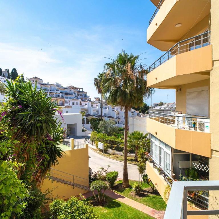 Tahiti 2 7 by Casasol - Family Apartment for 4 People near Playa Burriana, Nerja - Two-Bedroom Family Apartment - 26