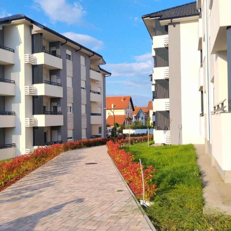 Green Hill Lux Apartments - One-Bedroom Apartment - 19