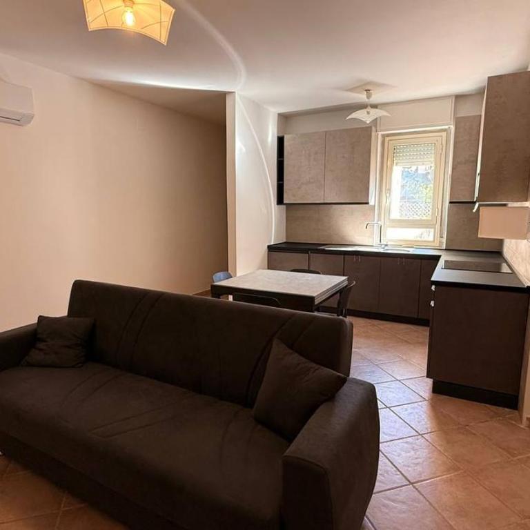 AffittaSardegna-Casa Primula A - Appartamento con 2 Camere da Letto - 2