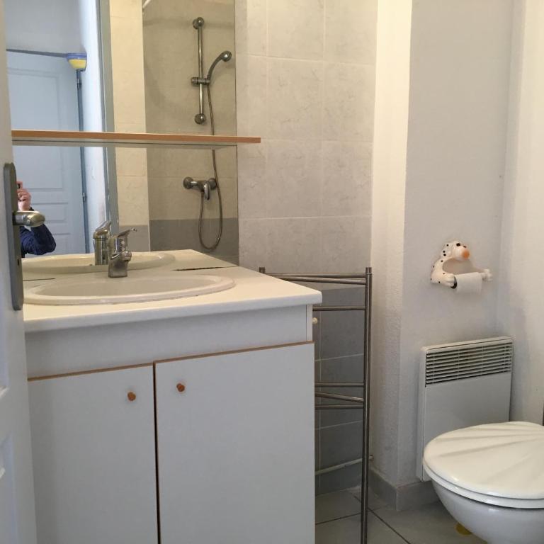 T3 vue mer et plage, avec wifi et parking - Haus mit 2 Schlafzimmern - 5