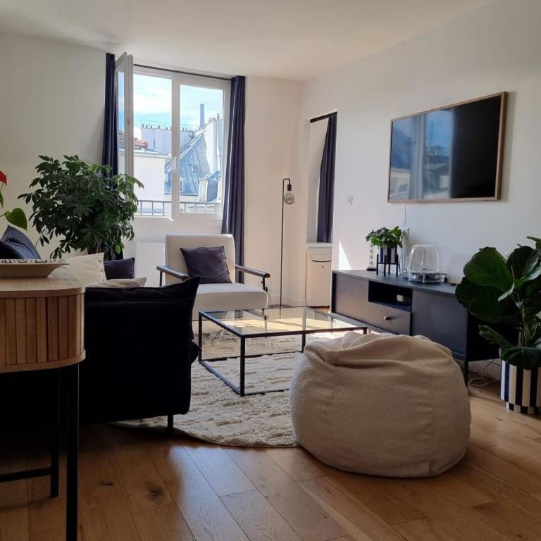Bright and cozy love nest in Paris 2nd - Apartment - 4