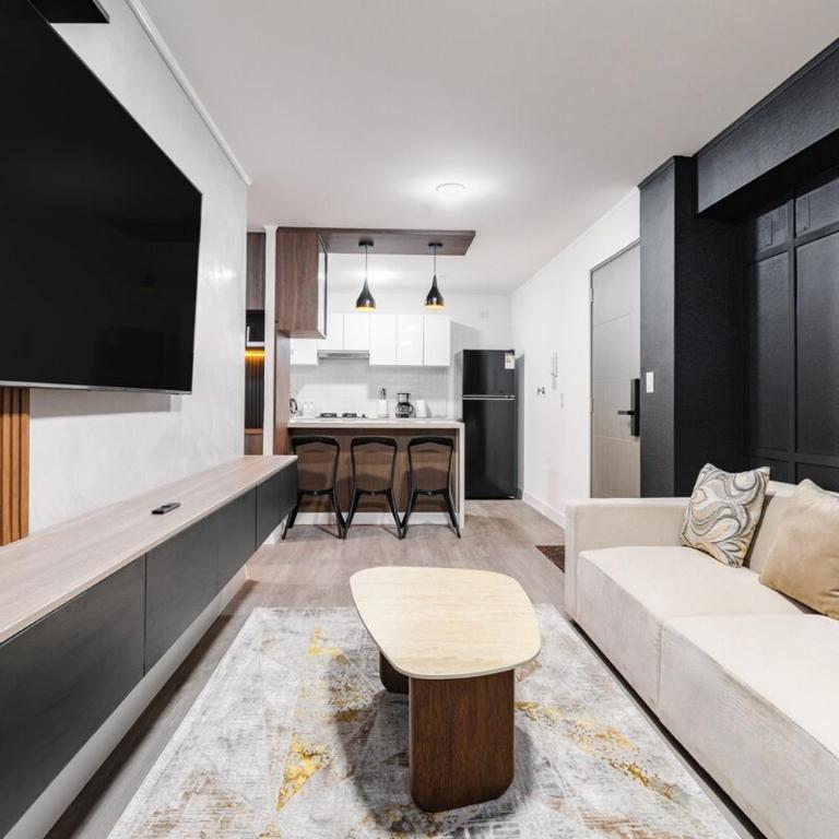 Luxury apartment near Larcomar with pool and jacuzzi - Apartamento de 3 dormitorios - 50