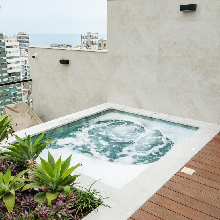 Luxury apartment near Larcomar with pool and jacuzzi - Apartamento de 3 dormitorios - 52