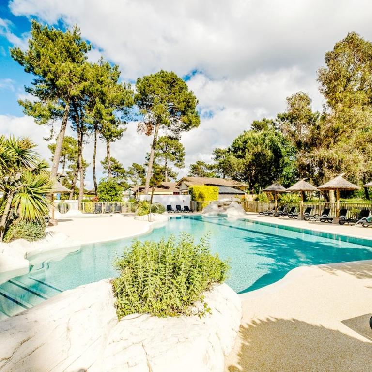Maison familiale, piscine & golf sur le Bassin d'Arcachon - Maison de Vacances 3 Chambres - 1