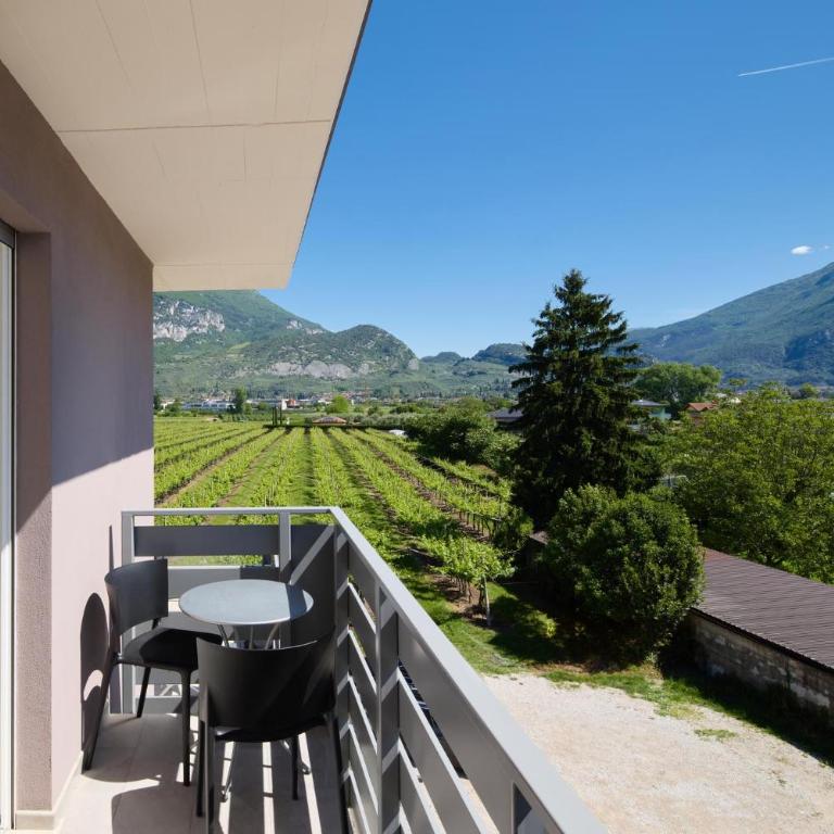 Rolly - Rooms & Restaurant - Camera Matrimoniale/Doppia con Letti Singoli con Balcone - 7