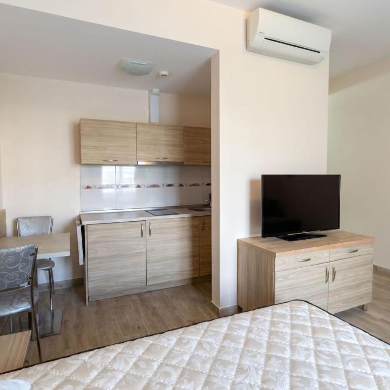 BigMontenegro Belveder - Studio Apartman - 7