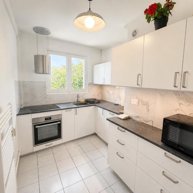 Evasion en Bord de Loire Hyper Centre 6 Pers - Appartement - 35