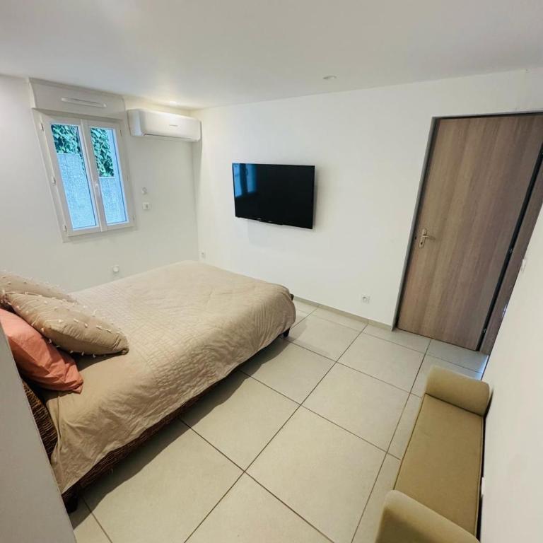 Charmant bas de villa - Apartamento de 2 dormitorios - 12