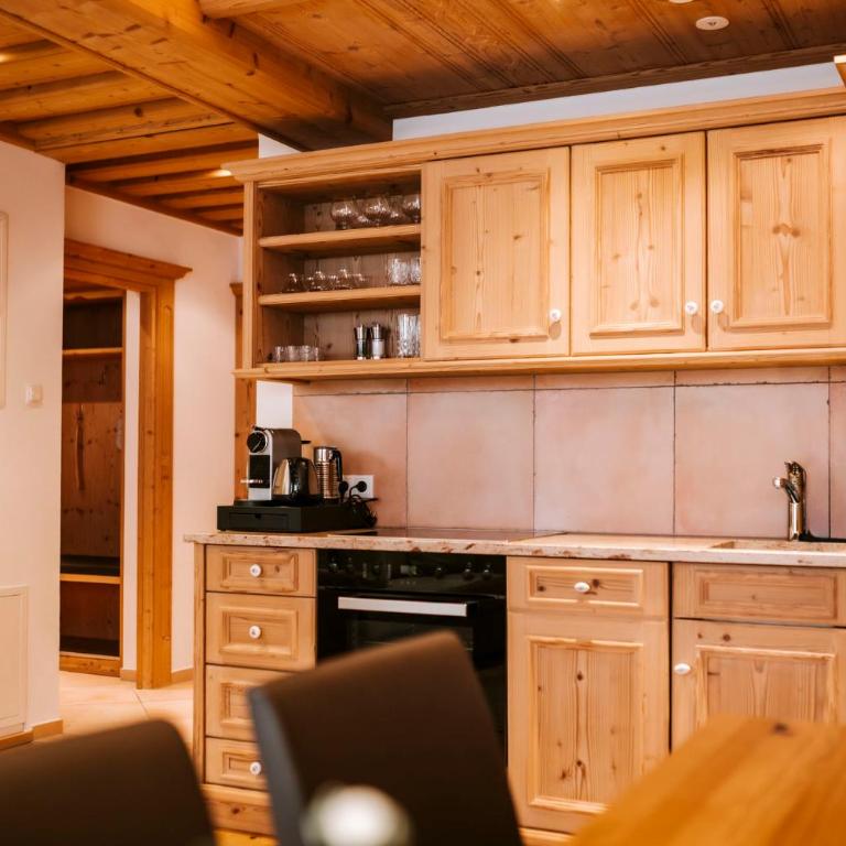 Das Verwall Finest Apartments - Apartment mit 2 Schlafzimmern und Terrasse - 4