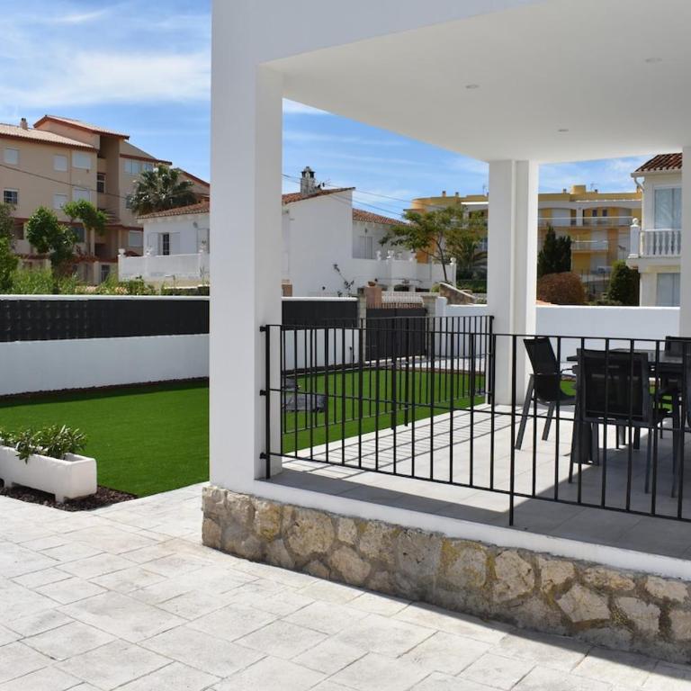 Casa en la playa de Denia - Four-Bedroom House - 19