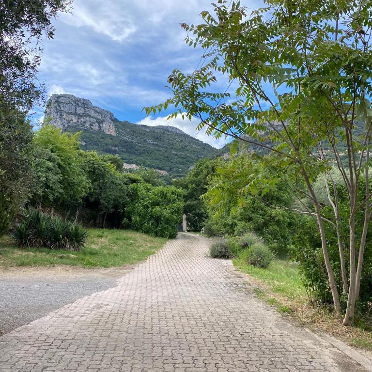 Appart 6 personnes au vert, Côte d'Azur - Appartement 2 Chambres - 2