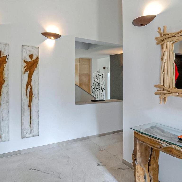 Salvete - Four-Bedroom House - 6