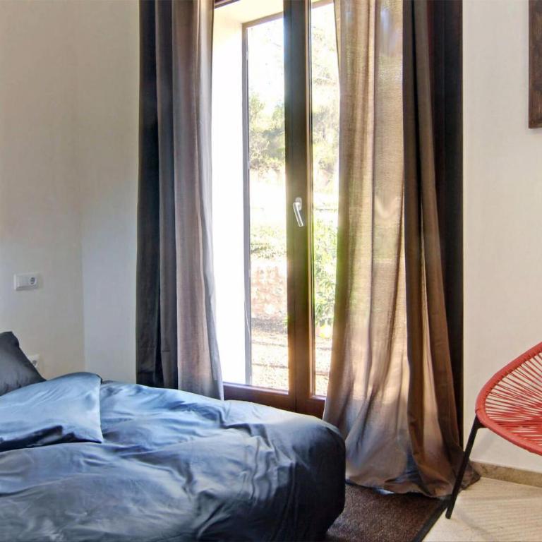 Salvete - Four-Bedroom House - 11