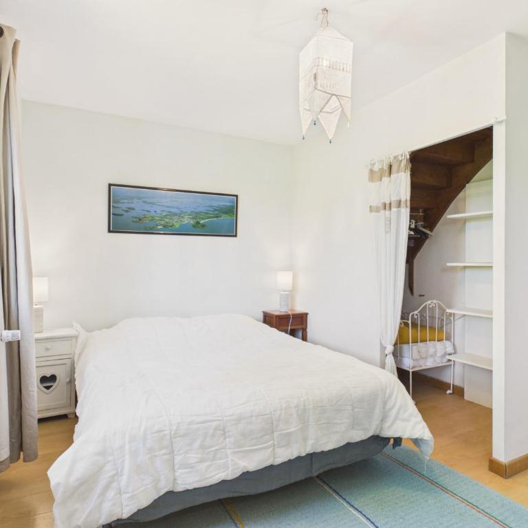 950m de plage, grande maison pour 10 avec jardin - Maison de Vacances - 12