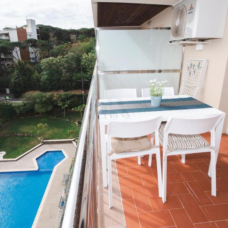 Elegancia junto al mar, apto reformado con piscina - Apartamento con vistas al mar - 3
