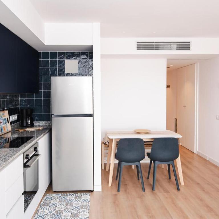 Elegancia junto al mar, apto reformado con piscina - Apartamento con vistas al mar - 13