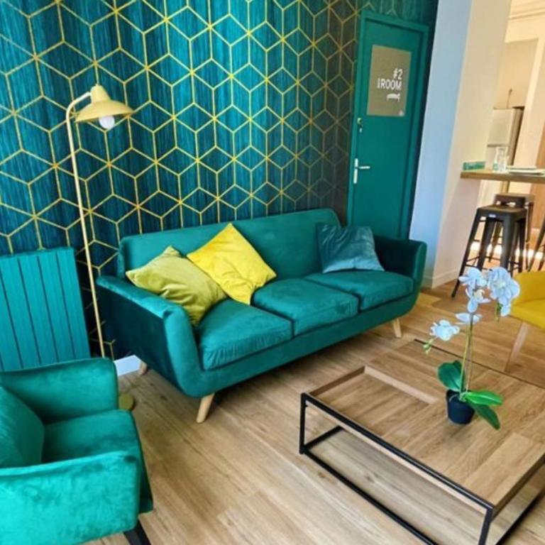 Spacious apartment with balcony - Apartamento - 16