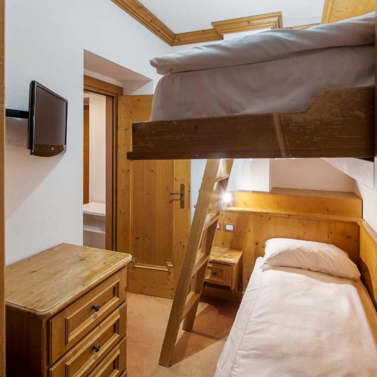 Hotel Aquila - Camera Familiare - 4