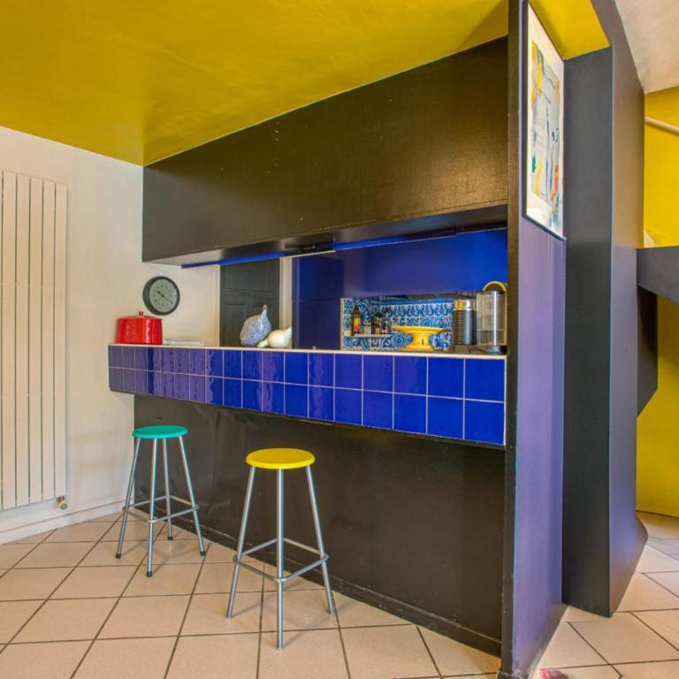 Charming bright house in Avignon for 6 people - Ferienhaus - 6