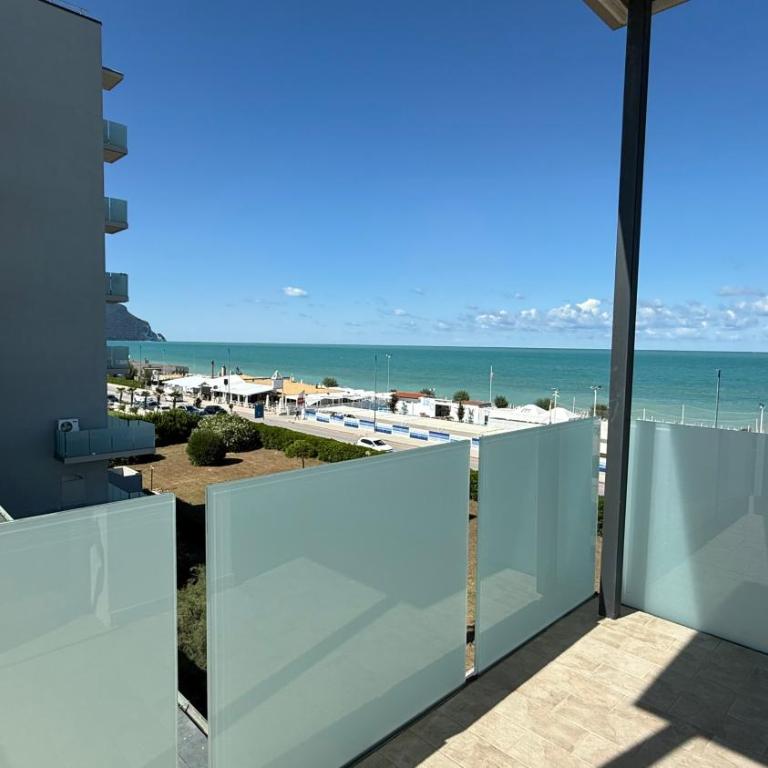 M449 - Marcelli, trilocale con posto auto e spiaggia privata - Two-Bedroom Apartment - 3