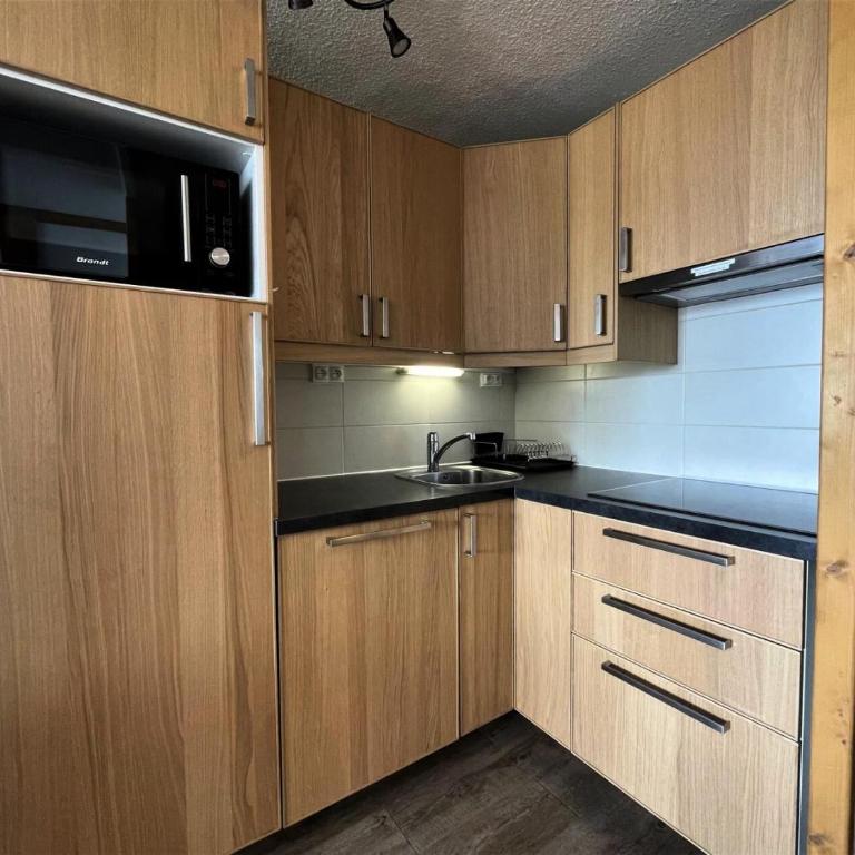 Résidence Chaviere - Grand 2 pièces au coeur des Ménuires, ski aux pieds appartement pour 5 personnes MAE-4844 - Apartment - 7