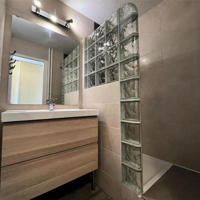 Résidence Chaviere - Grand 2 pièces au coeur des Ménuires, ski aux pieds appartement pour 5 personnes MAE-4844 - Apartment - 13