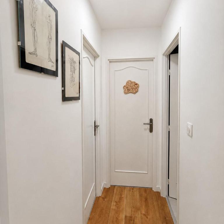 Bien placé, 2 chambres, 5 personnes, parking privé - Apartment mit 2 Schlafzimmern - 12