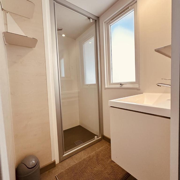 Chalet 30m from the Beach Terrace, Bikes & Parking - Chalet 2 Chambres - 7