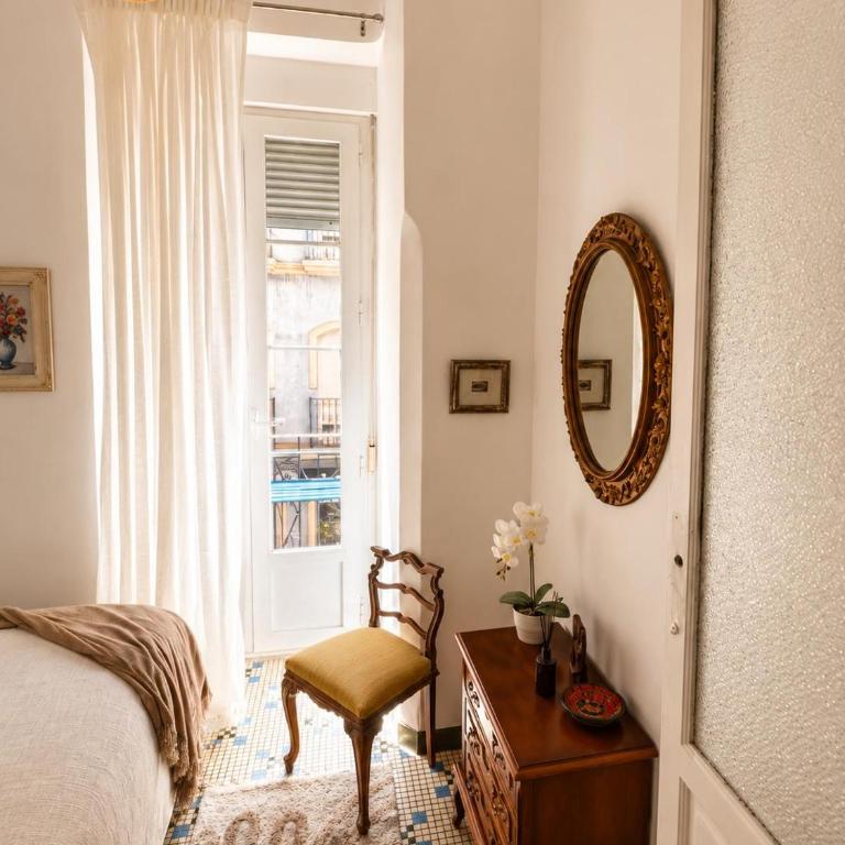 Van Gogh Flat By La Gobernanta - Three-Bedroom Apartment - 20