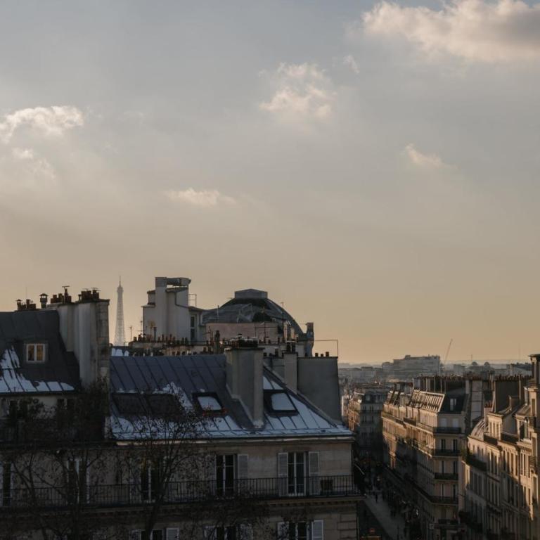Spacious apartment overlooking the Eiffel Tower - Apartamento - 16