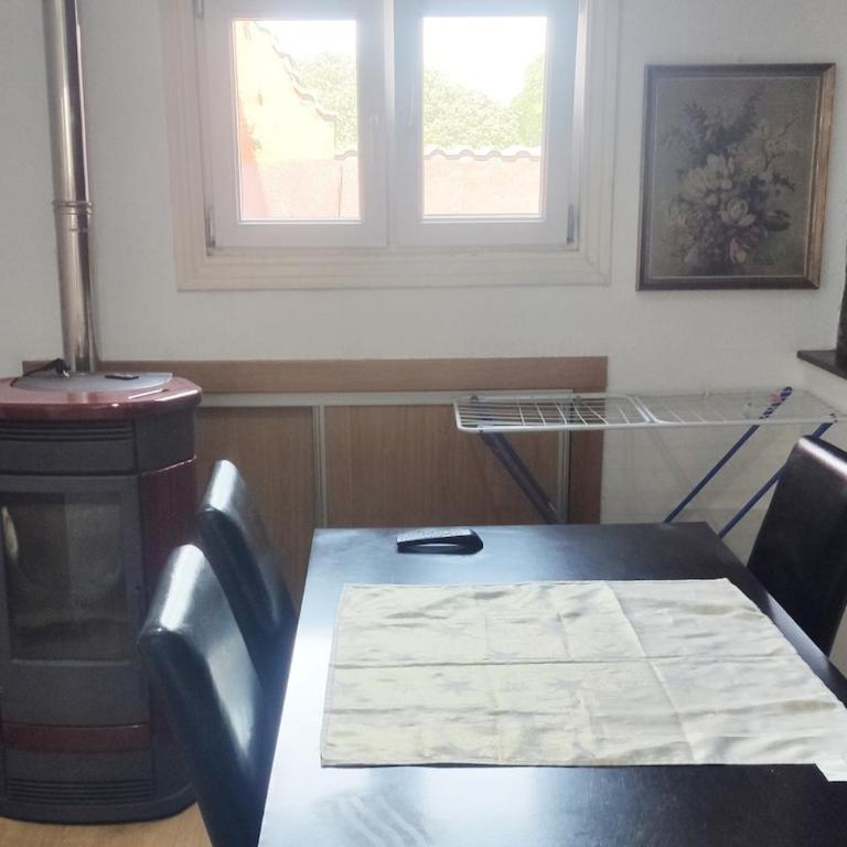 Cimadevilla, near the beach - Three-Bedroom Apartment - 7