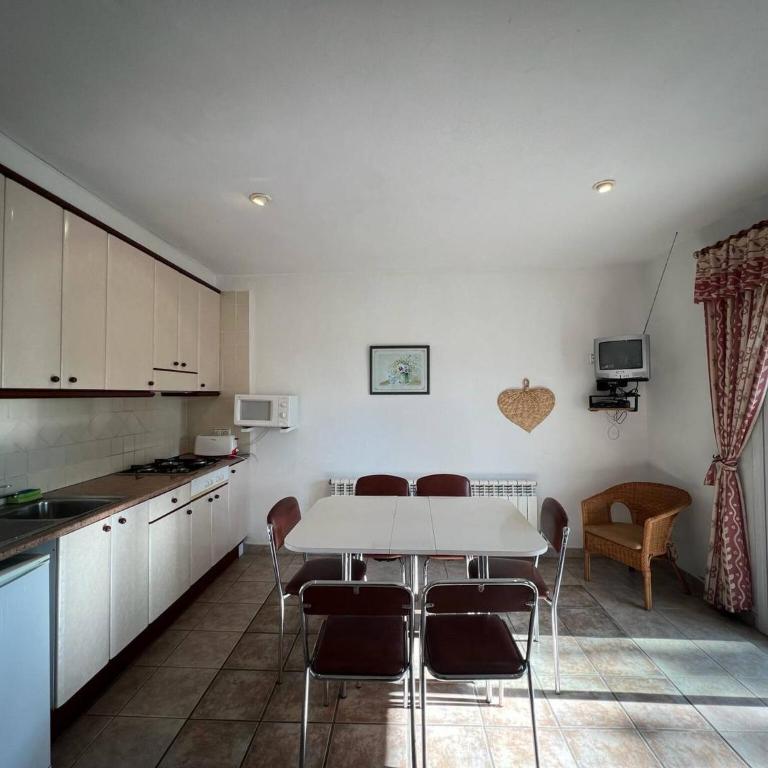 Casa Buckingham 27b - One-Bedroom Apartment - 5