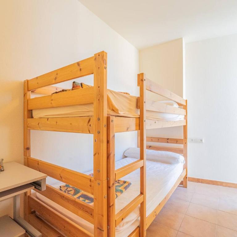 Miami Apartment 450 m from the beach - Two-Bedroom Apartment - 14