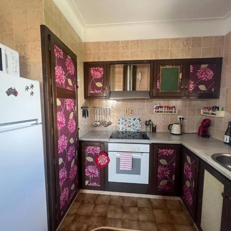 Vall gran 12 - Four-Bedroom House - 14