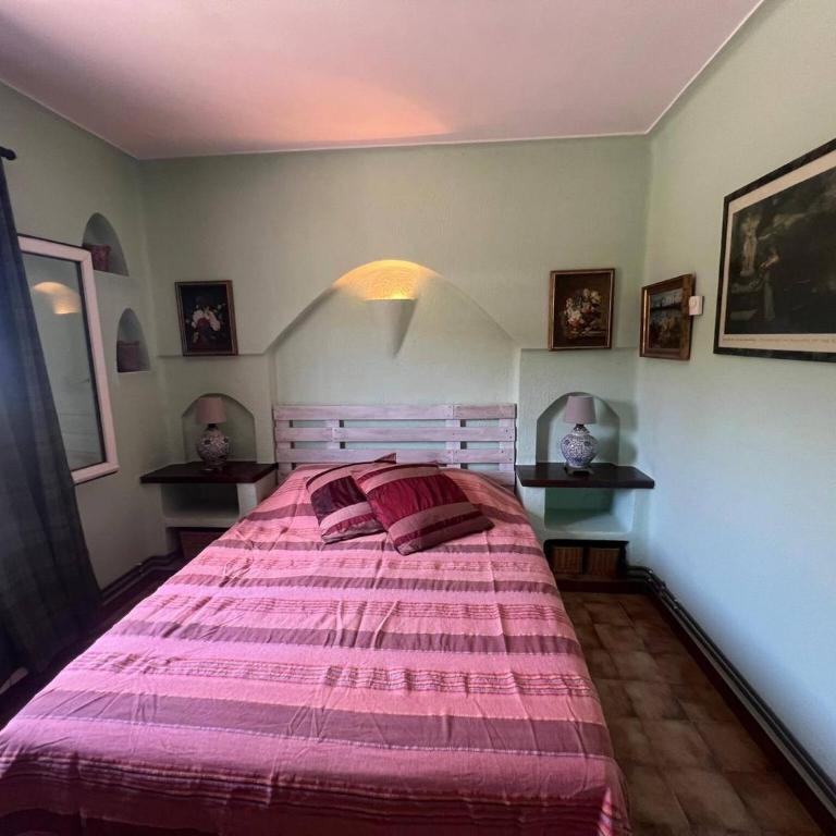 Vall gran 12 - Four-Bedroom House - 16