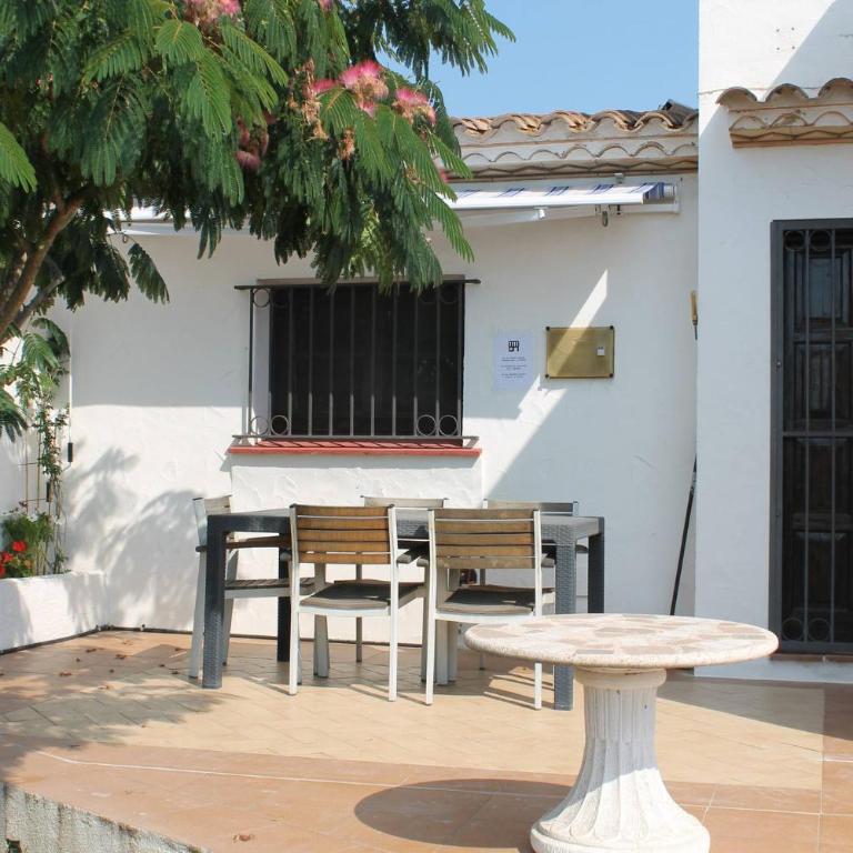 Vall gran 12 - Four-Bedroom House - 22