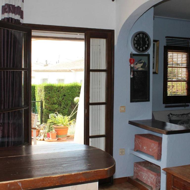 Vall gran 12 - Four-Bedroom House - 25