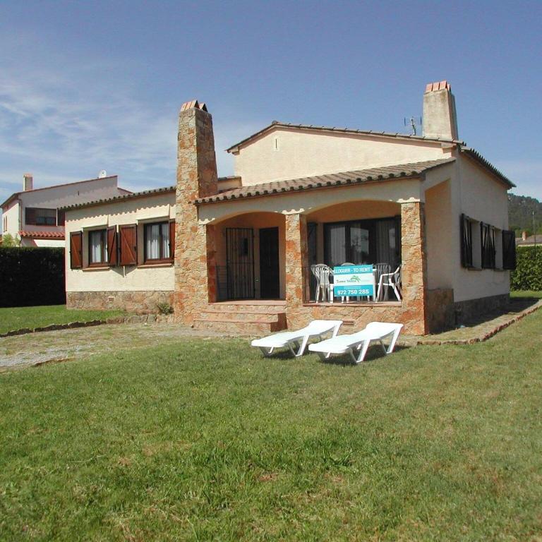 Bell Racó 37 - Four-Bedroom House - 1