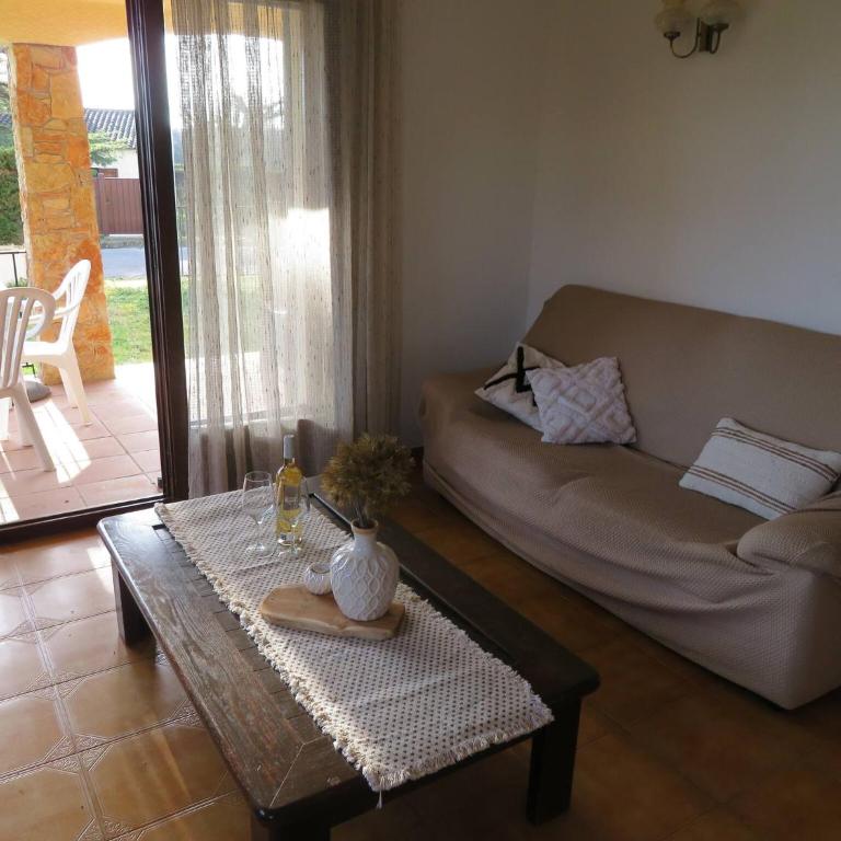 Bell Racó 37 - Four-Bedroom House - 8