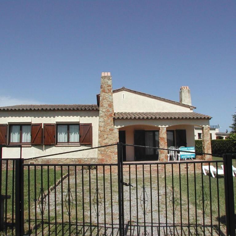 Bell Racó 37 - Four-Bedroom House - 26
