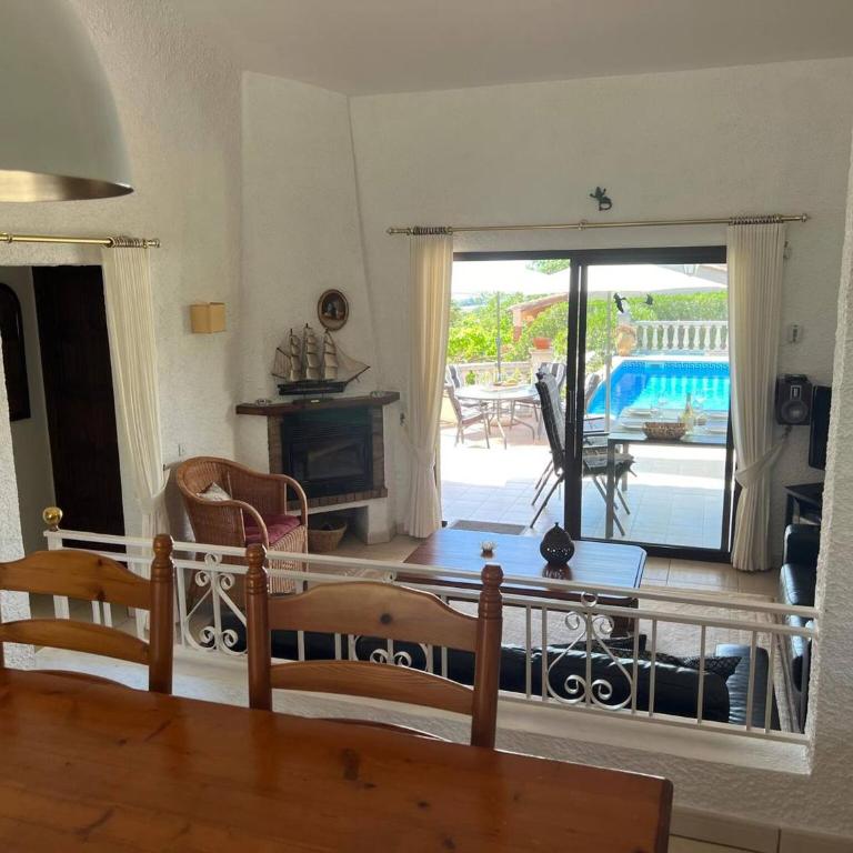 Torre Vella 16 Privat pool - Three-Bedroom House - 24