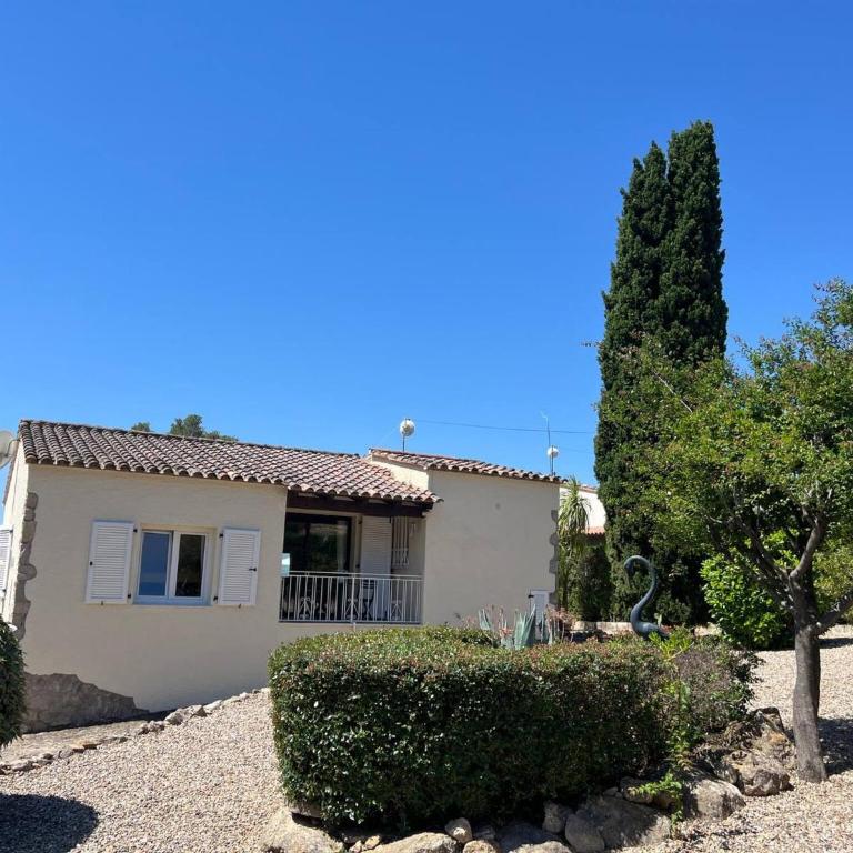 Torre Vella 16 Privat pool - Three-Bedroom House - 40