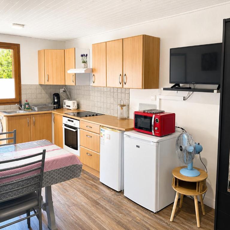 Maisonnette cosy avec jardinet et parking privatif - Apartment mit 1 Schlafzimmer - 6
