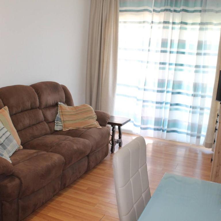 Sur Alf Apartement 200 meter from the beach - Three-Bedroom Apartment - 14
