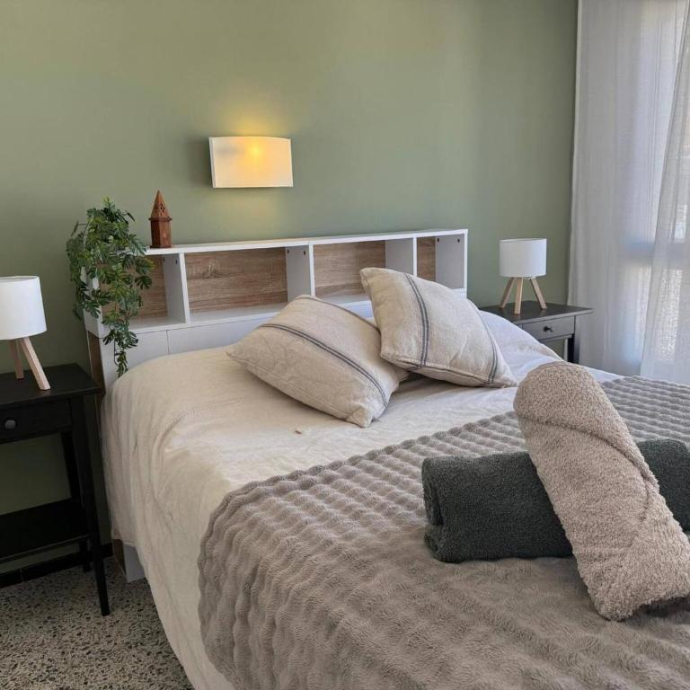 Lovely apartment just 600 meters from the beach - Two-Bedroom Apartment with Pool View - 4