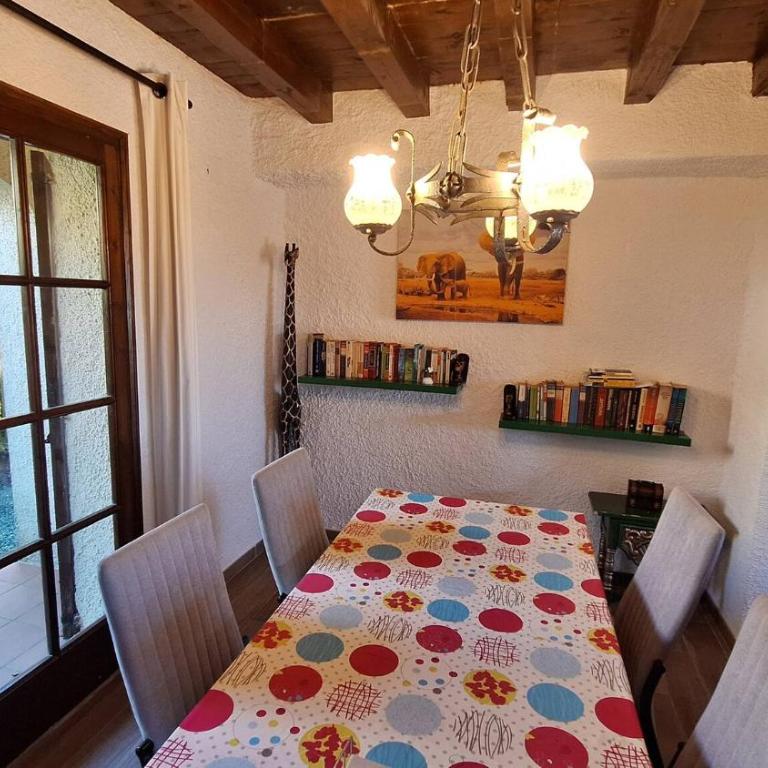 Les Oliveres 33 - Three-Bedroom House - 5
