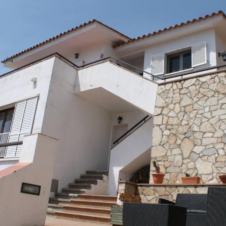Mediterrània 21 - Three-Bedroom House - 6