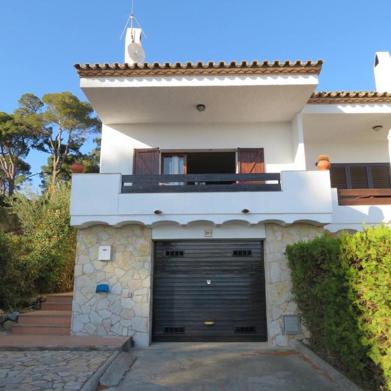 Mont Mar 88 - Three-Bedroom House - 10