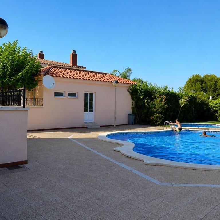 TH46 Casa adosada en Salou para 6 personas - Maison de Vacances - 2