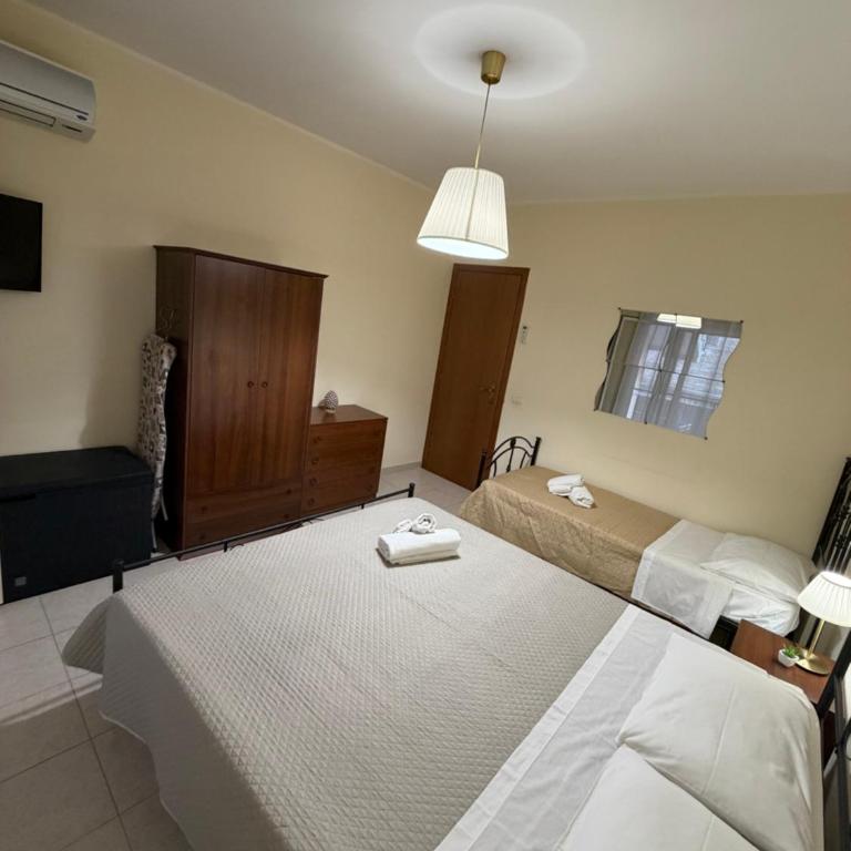 Casa vacanze, a due passi da Taormina (ME) - Appartamento con 1 Camera da Letto - 2